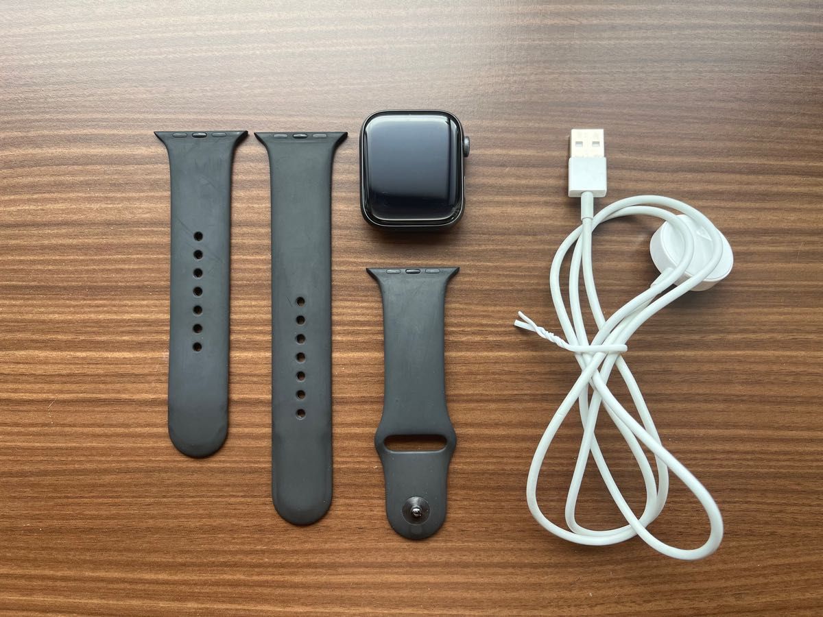Apple Watch Series 4 44mm gpsモデル スペースグレイ|PayPayフリマ