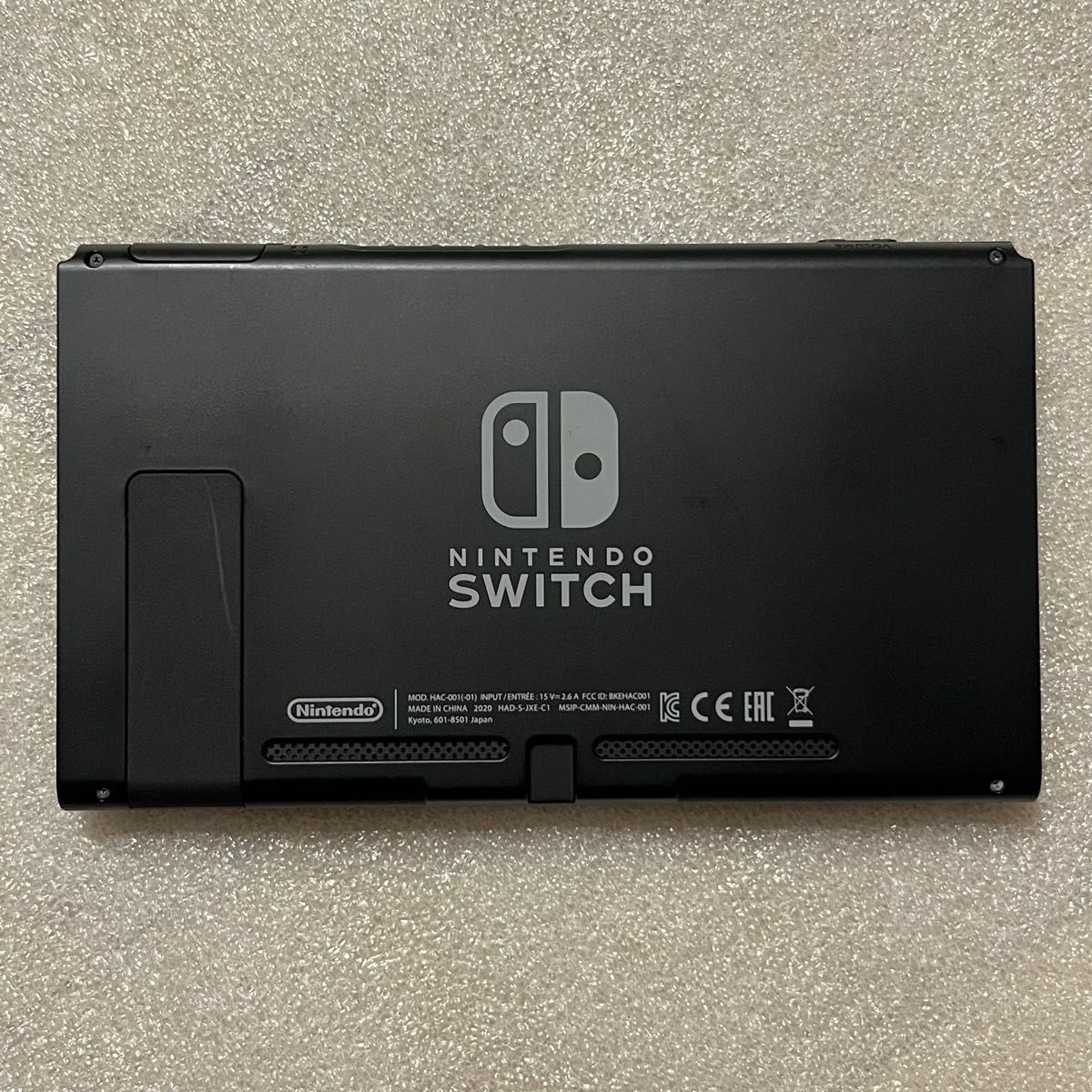 Nintendo switch バッテリー強化版 2020年製 本体+ジョイコン おまけ付き