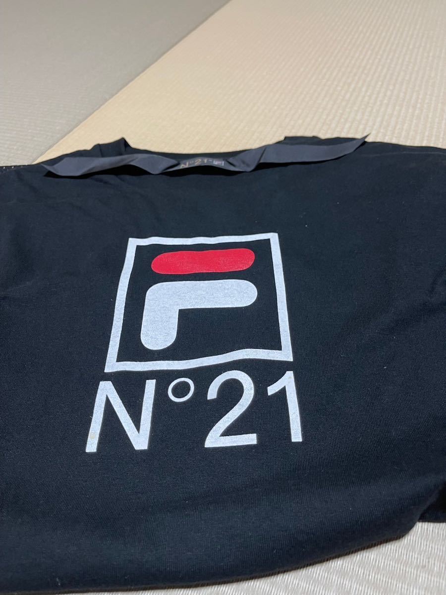 N°21×FILA コラボ Tシャツ ロゴ メッシュ オーバーサイズ レア　黒　サイズL 1回試着使用　美品 肩幅　57cm 身幅　64cm 着丈　79cm_画像5