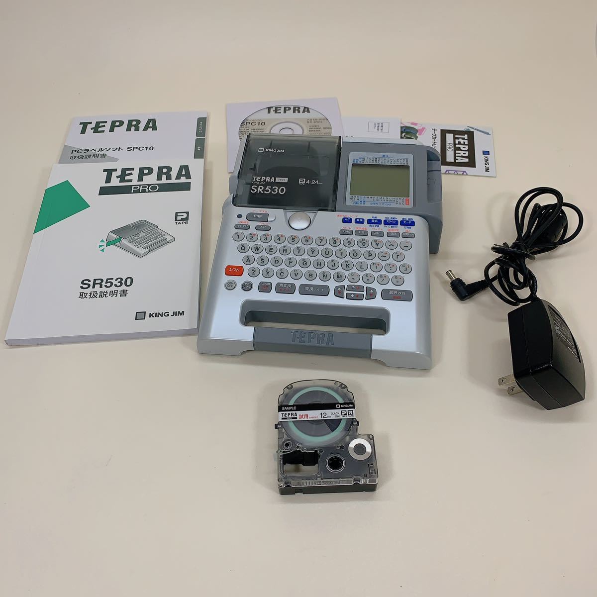 72) 美品作動OK TEPRA PRO SR530 ラベルプリンターテプラプロQRコード