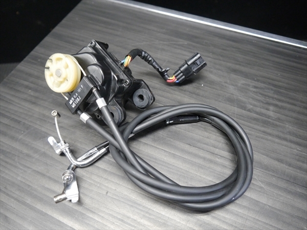R52585 CBR1000RR-R SP SC82 純正 排気デバイス サーボモーター R52585 CBR1000RR-R SP SC82 純正 排気デバイス サーボモーター