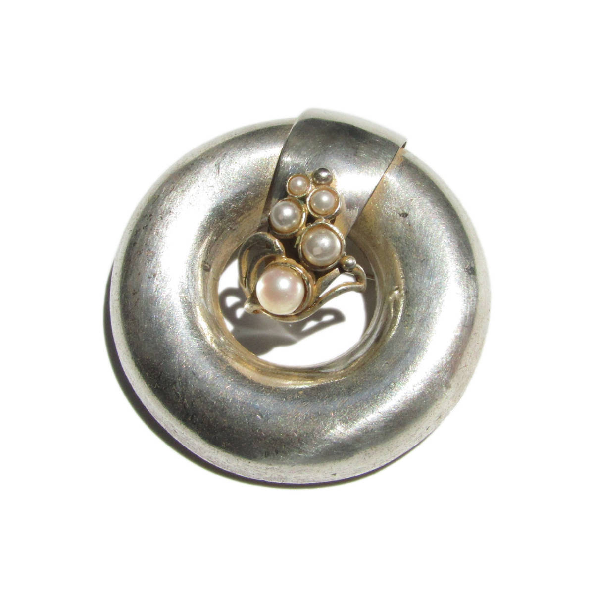 ★80s vintage round fake pearl flower motif design brooch_画像1