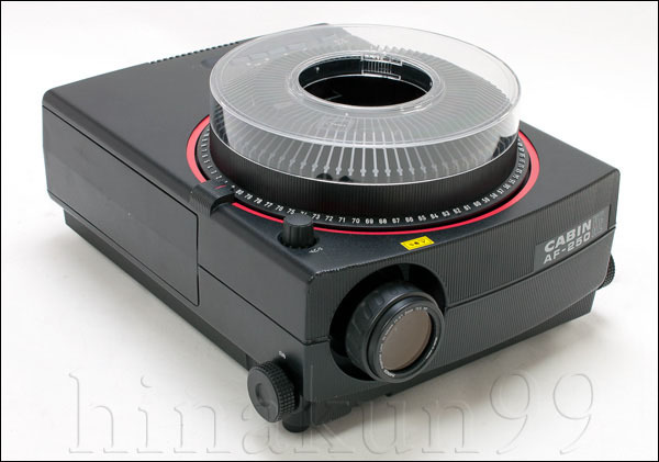 数量限定価格!! コダック AF-250XE　Kodak プロジェクター スライド クセノン 美品　CABIN 互換　キャビン　スライド キセノン xenon 映写機 本体