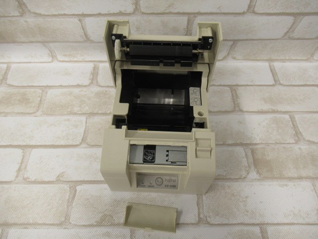 Ω 新E 0008♪ 保証有 Fujitsu【FP-1100】富士通 BUSICOM サーマルプリンタ AC付き 領収書発行可・祝10000!取引突破!!_画像4