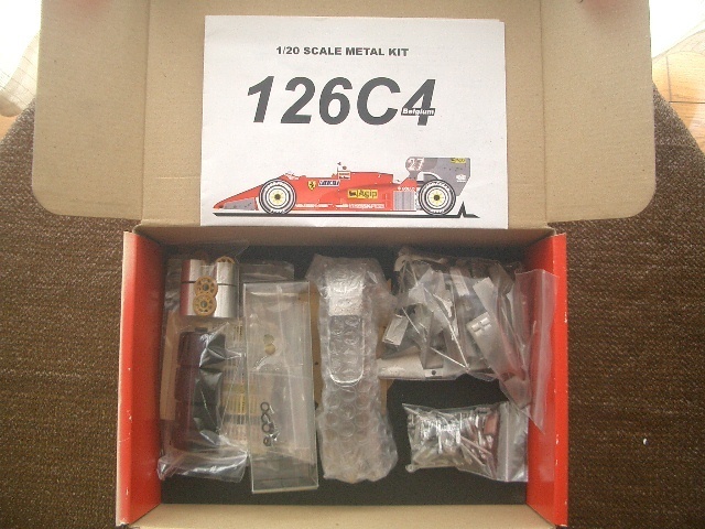 □1/20 MFH フェラーリ 126C4 ベルギーGP メタル製フル □1/20 MFH フェラーリ 126C4 ベルギーGP メタル製フル