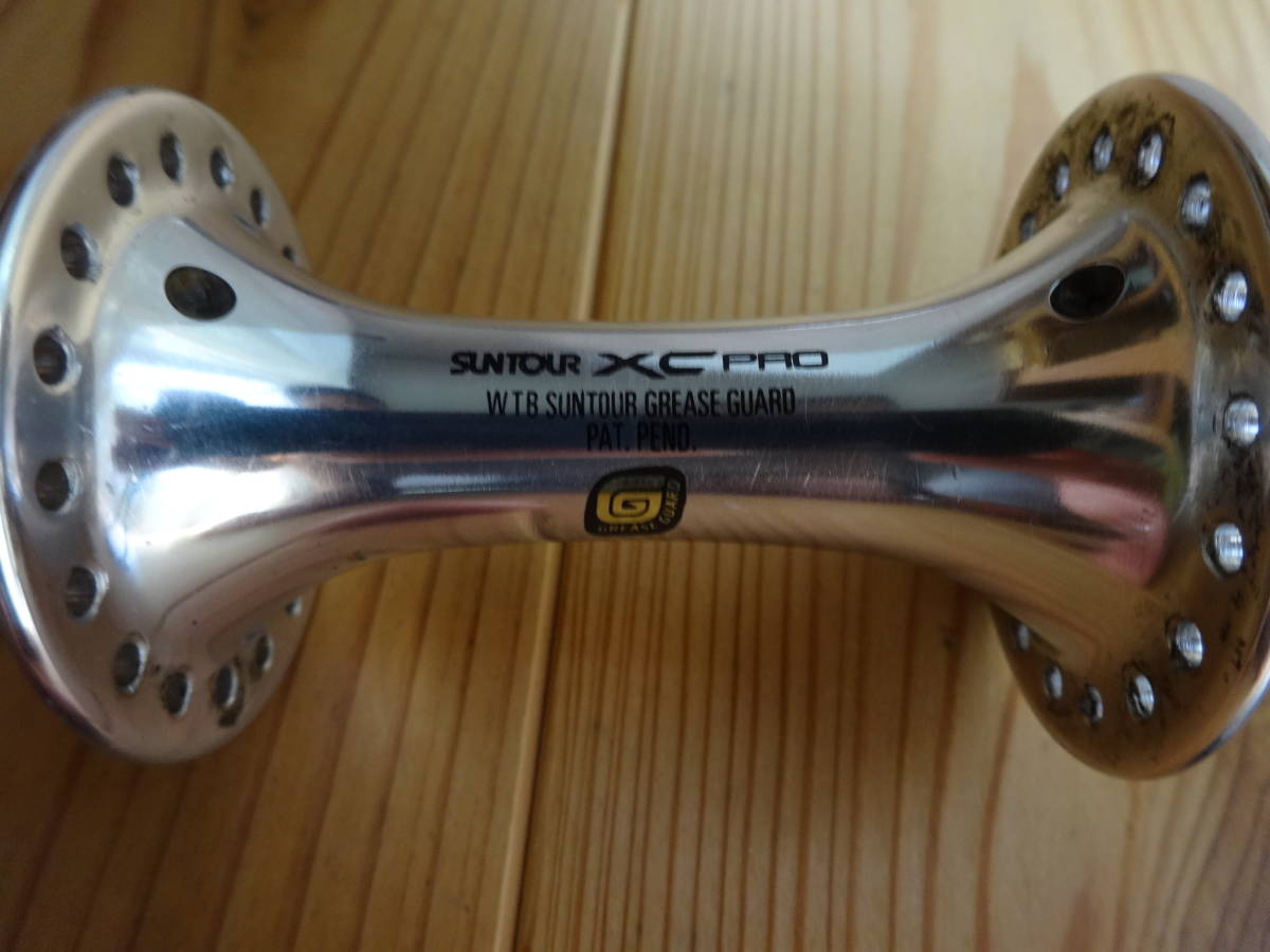 サンツアー SUNTOUR XC Pro グリスガード 36H ハブ OLD100mm 回転良好_画像2