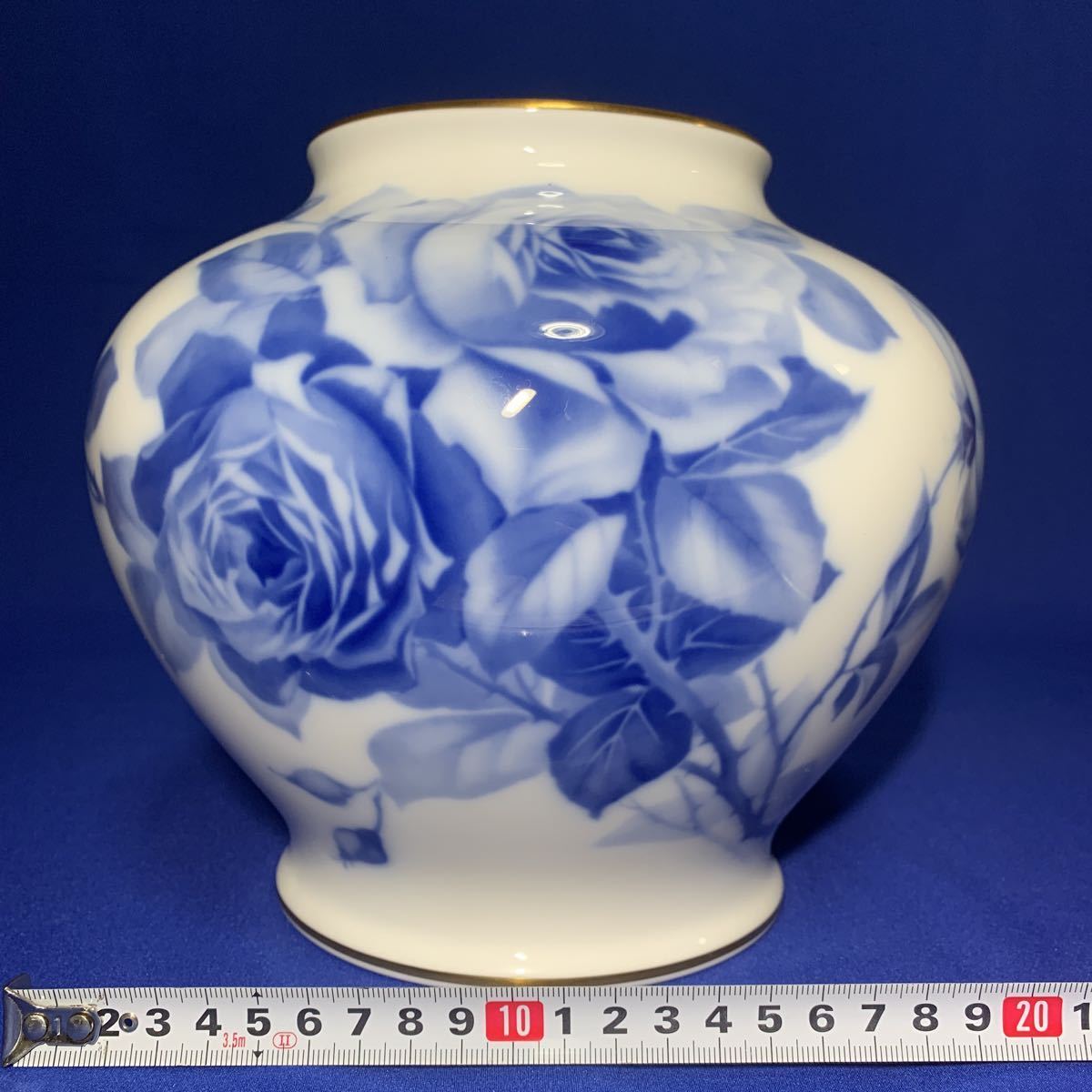 宮内庁御用達大倉陶園OKURA ブルーローズ花瓶花入花器壺フラワーベース