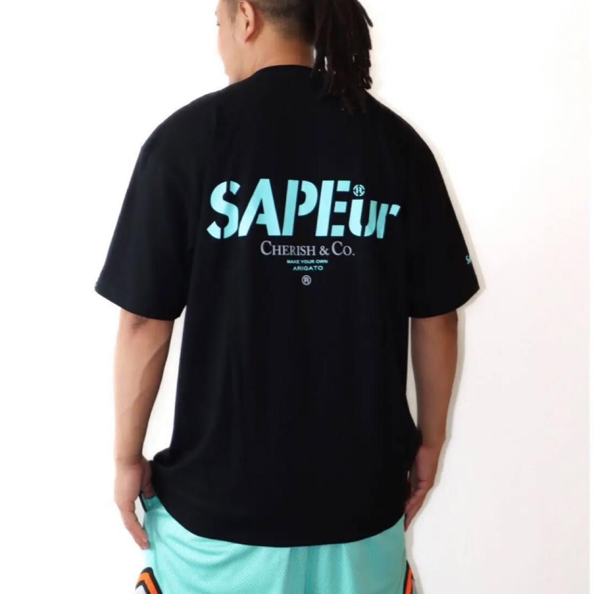 SAPEur CHERISH ＆ CO S/S TEE ブラック スニーカーコン Tシャツ