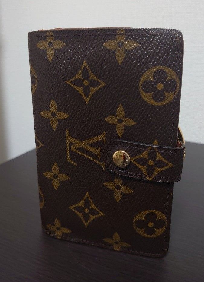 【完売済み】【お手頃価格★】■Louis Vuitton がま口財布(二つ折り)M61663