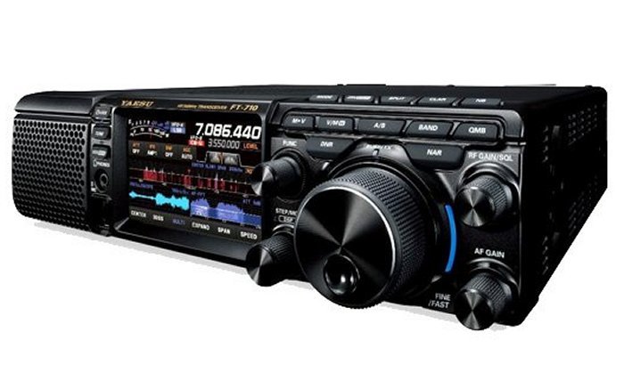 FT-710M AESS+保護シート　HF/50MHz50W 八重洲無線 ATU内蔵 3アマ＆移動局対応　※沖縄への発送は別途送料必要です_画像1