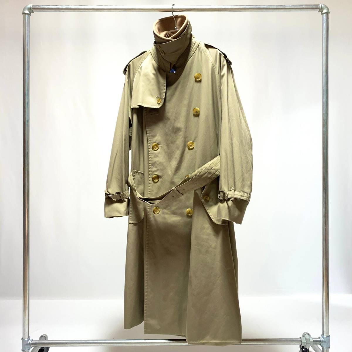 Burberry´s / 90´s C/P Twill Trench Coat / Made in England