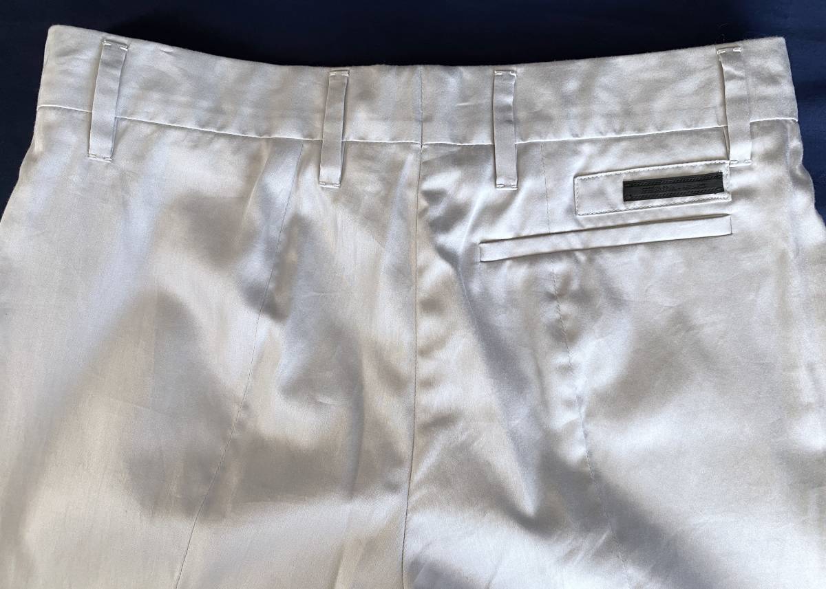  new goods fine quality Prada Prada thin bottoms hem double lady's 40 white series gray Logo tag attaching glistening cloth pants E689