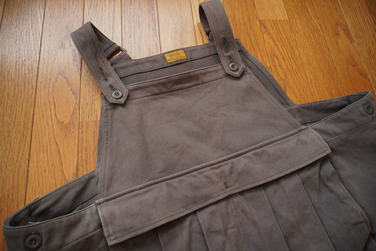 定価21,000円★★BROWN by 2-tacs ブラウンバイツータックス seed it vest シードイットベスト チャコール★★美品_画像1