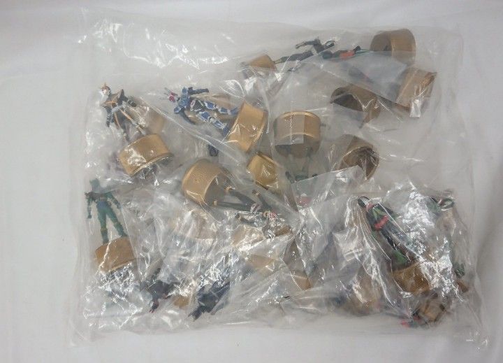 ☆未使用品☆仮面ライダーボトルキャップディスプレイ当選品