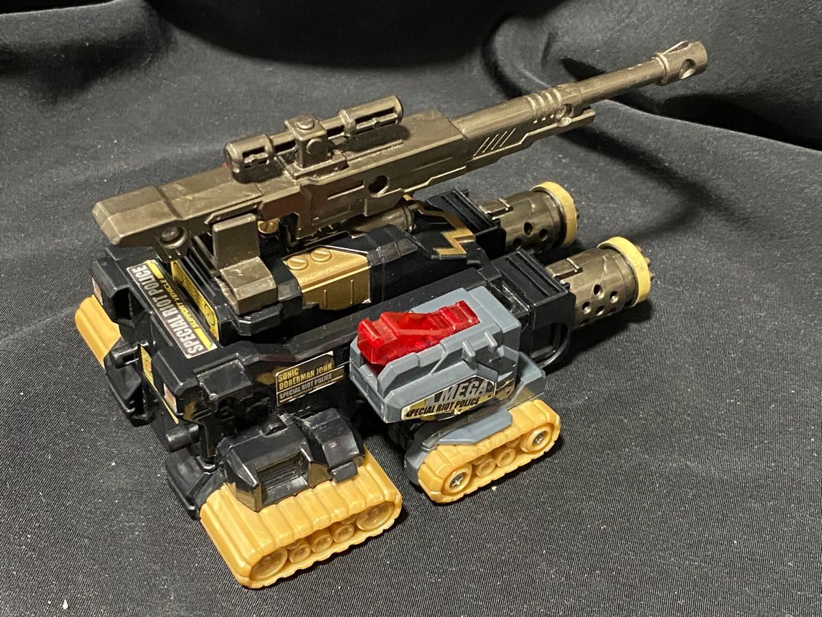 トミカ ドライブヘッド ハイパーレスキュー 特別機動隊 ドーベルマン