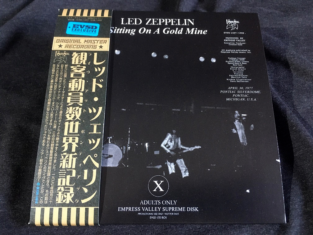 Empress Valley ★ Led Zeppelin - 観客動員数世界新記録「Sitting On A Gold Mine」プレス3CDペーパースリーブ_画像1