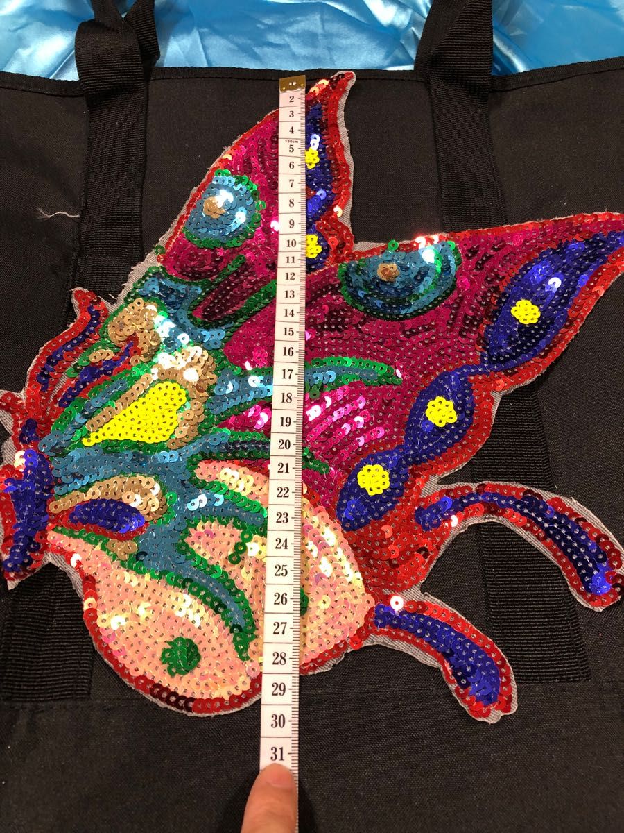 蝶々スパンコール キラキラ 刺繍 ワッペン アップリケ衣類 バッグ手芸素材