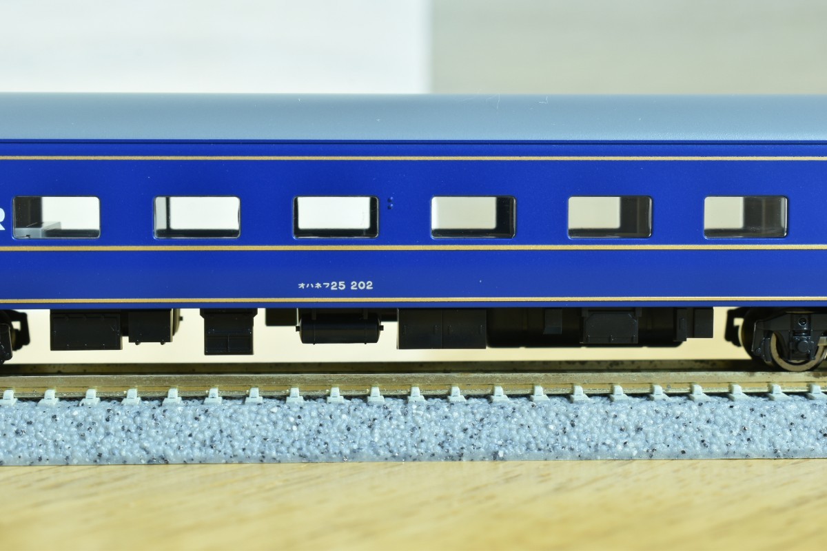 TOMIX 98928　オハネフ25-202 JR 24系 さよならあけぼの　限定品　セットばらし　1両　トミックス_画像4