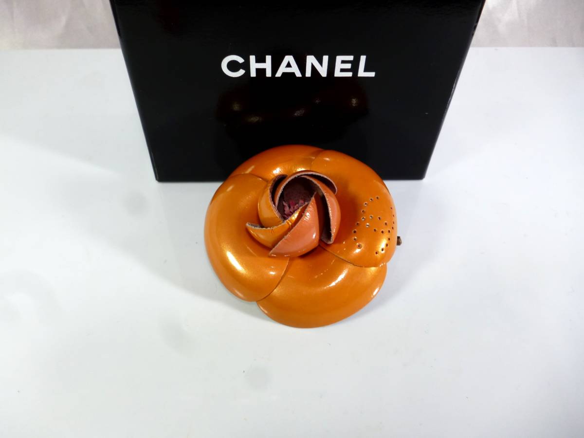 最新のデザイン 美品☆シャネル☆CHANEL☆カメリア☆コサージュ