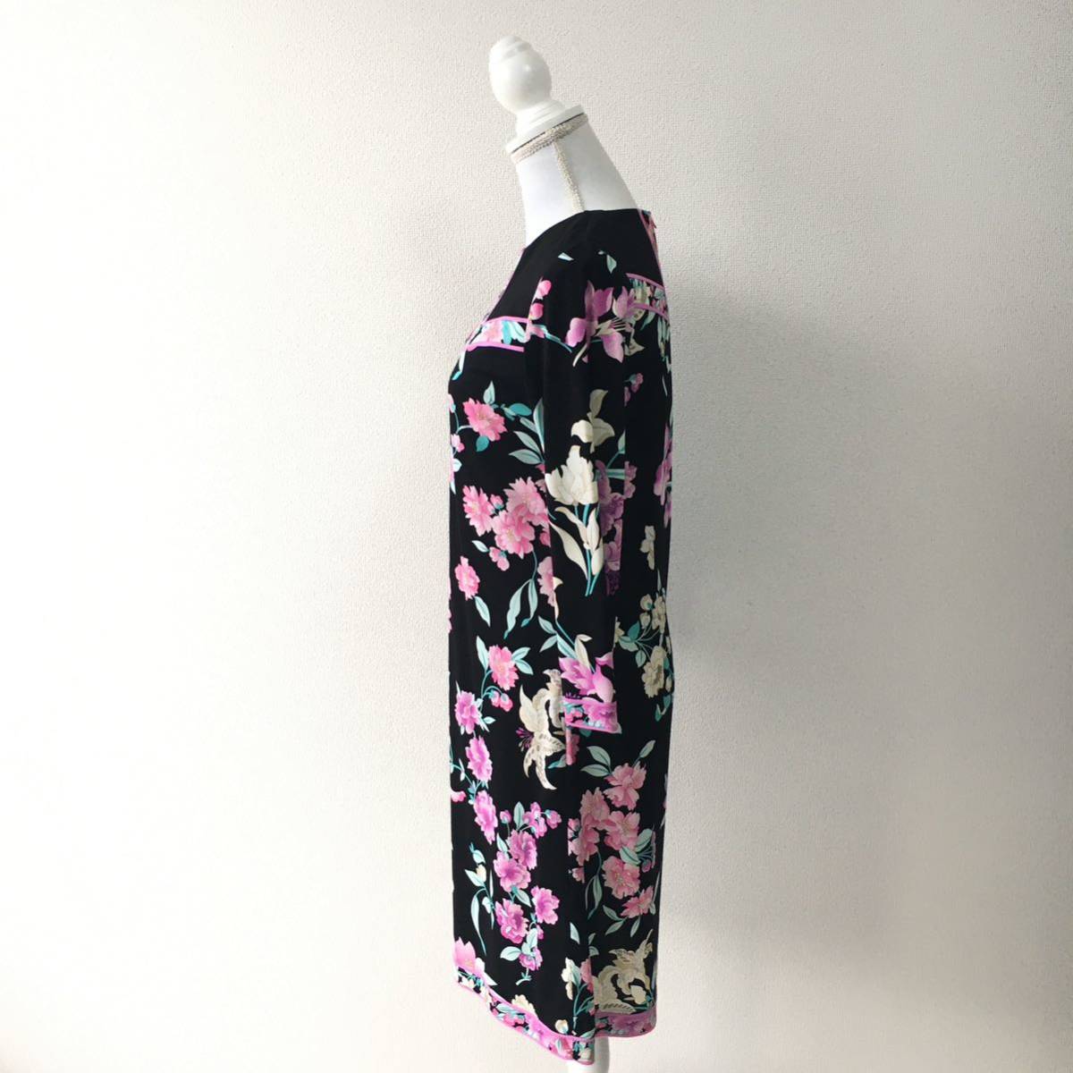美品 LEONARD レオナール カンカン 花柄 ストレッチ ワンピース 美品 LEONARD レオナール カンカン 花柄 ストレッチ ワンピース