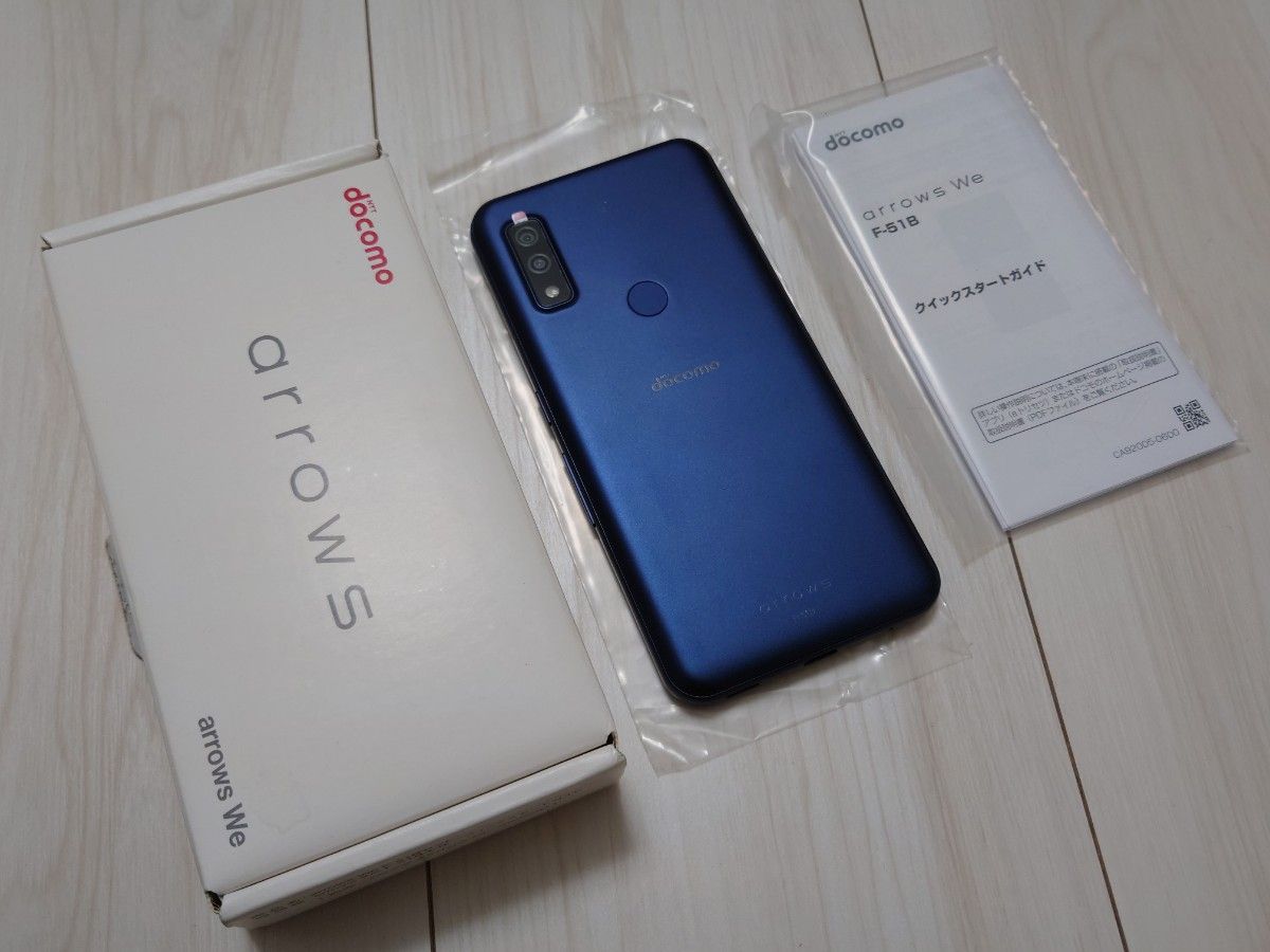 新品 未使用 docomo F-51B arrows We ネイビー FCNT ドコモ アローズ SIMフリー au ワイモバイル