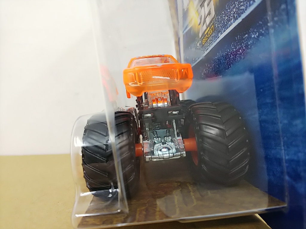 ■ HOTWHEELSホットウィール MONSTER JAM 1:64 JESTER モンスタージャム ジェスター ミニカーの画像3