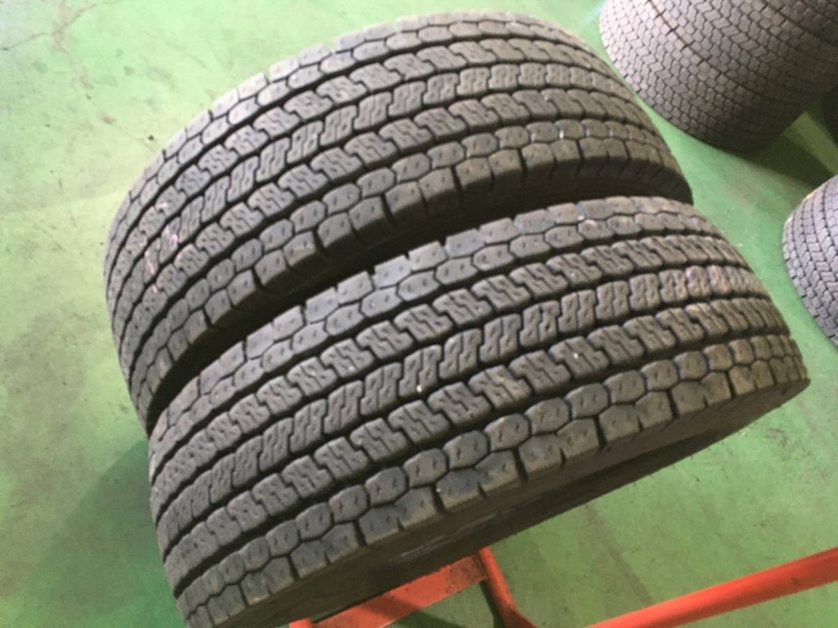 x648-3-8 ☆265/70R19.5 中古2本！ ヨコハマ ZEN902ZE（スタッドレス） 2018年製♪ k90