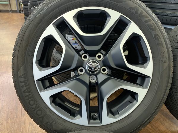 §トヨタ RAV4 アドベンチャー純正 19X7.5J+40 114.3-5H ヨコハマ 235/55R19(235/55-19)夏 21年製 RAV4/ヴァンガード/ハリアー 等に_画像2