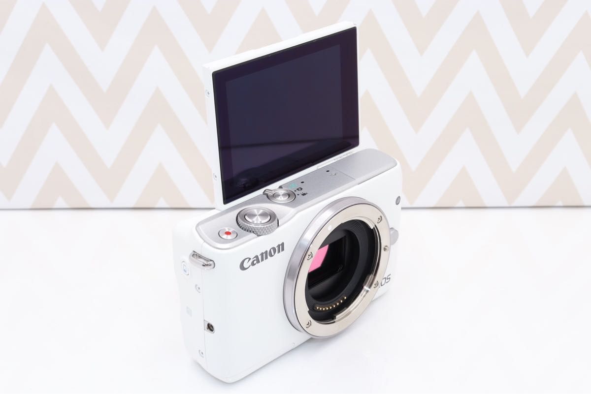 美品 Wi-Fi CANON EOS M10 高画質 自撮り Yahoo!フリマ（旧）-