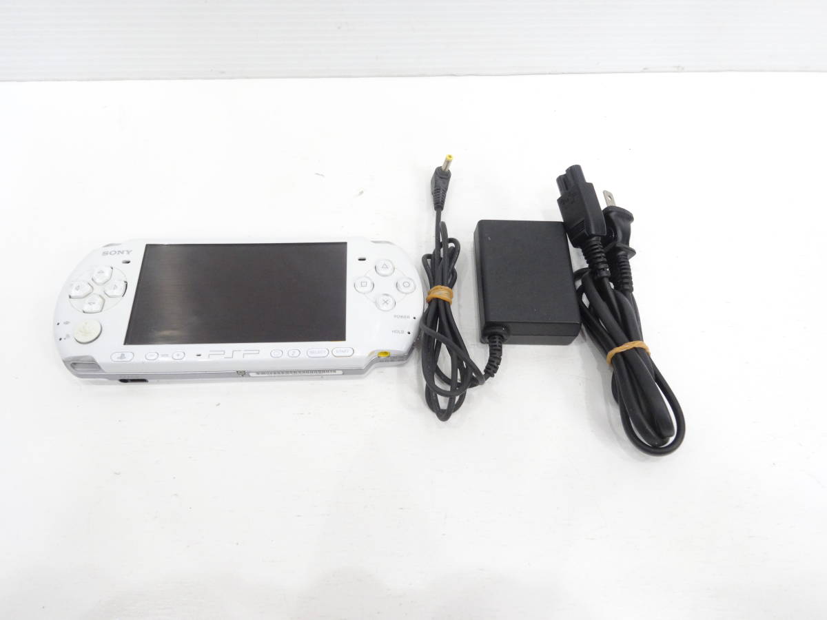最先端 SONY PSP 3000 本体 バッテリー 充電器 動作確認済み 　A1570 PSP3000シリーズ