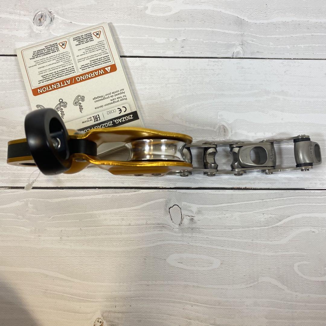 正規品】ペツル PETZL ジグザグプラス ディセンダー ツリー 正規品】ペツル PETZL ジグザグプラス ディセンダー ツリー