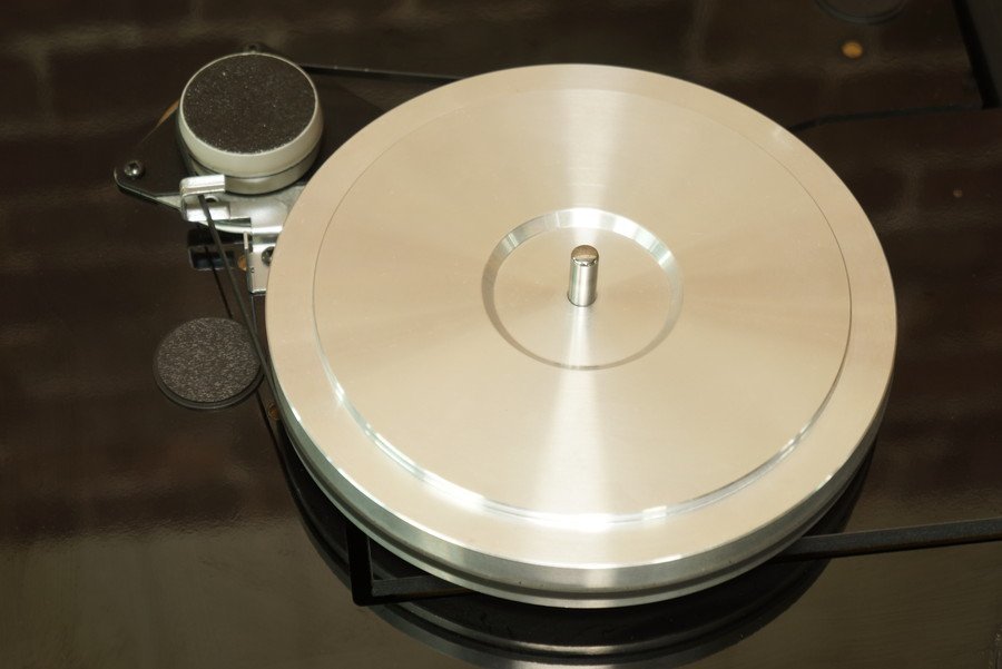 【美品】 THORENS Ambiance Turntable + SME 3009-R + J1スパイク トーレンス レコードプレーヤー ベルトドライブ / 限定特別仕様 #R08418