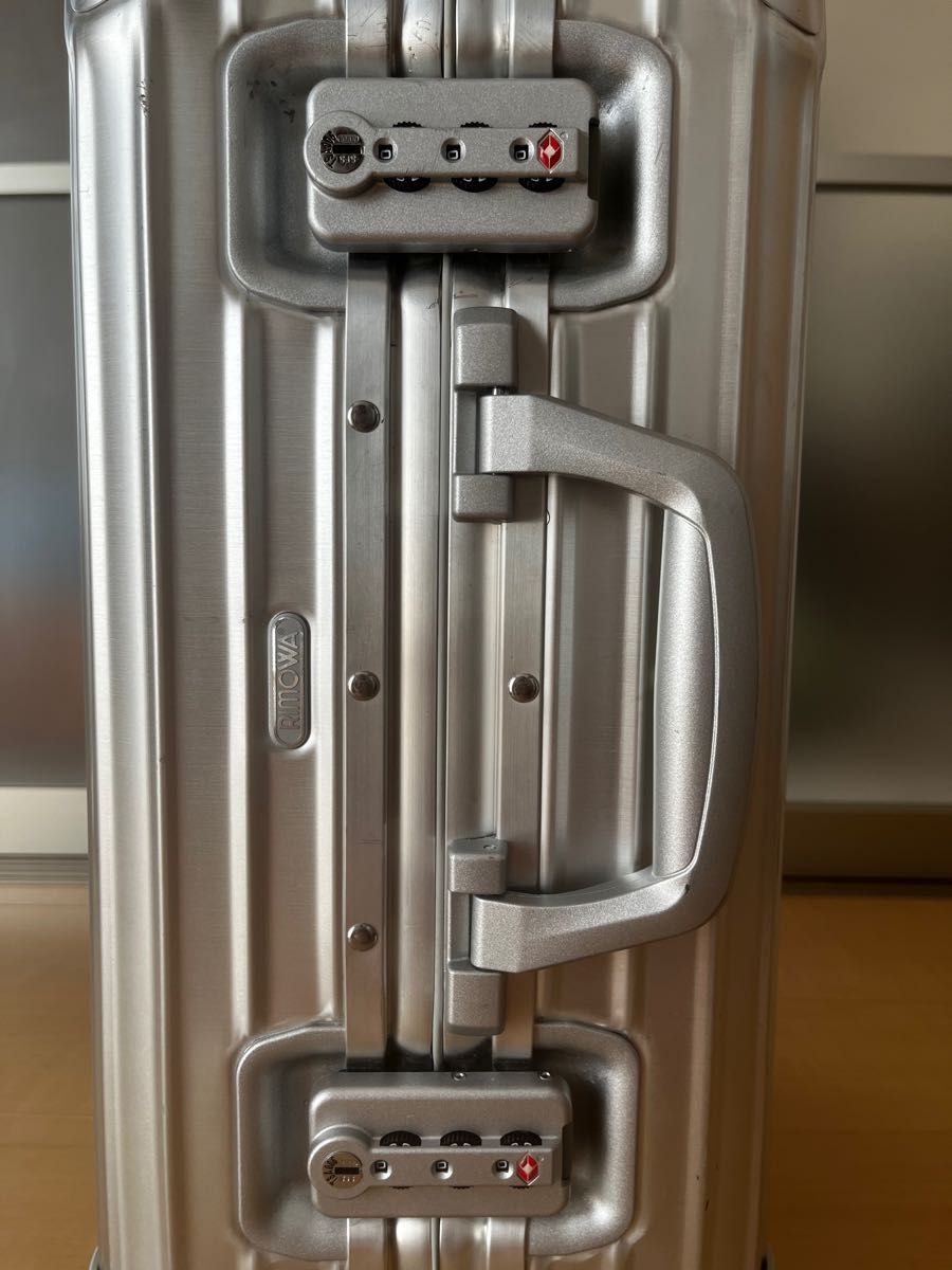 美品 RIMOWA トパーズ マルチホイール 32L リモワ 品番 美品 RIMOWA トパーズ マルチホイール 32L リモワ 品番