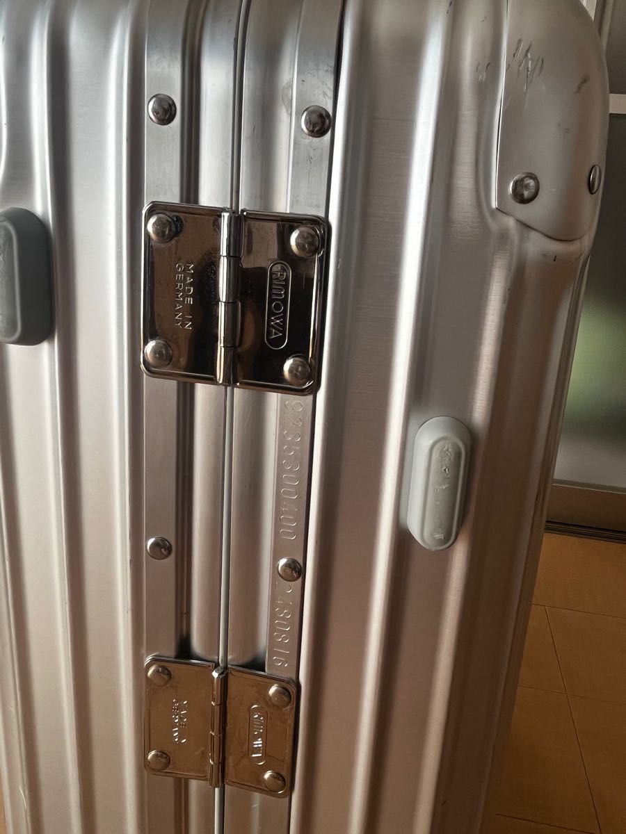 美品 RIMOWA トパーズ マルチホイール 32L リモワ 品番 美品 RIMOWA トパーズ マルチホイール 32L リモワ 品番