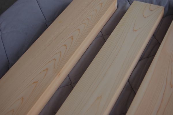 木曽桧 ヒノキ（天然材） 4本で9200円 角材 材木 木材 新品_画像4