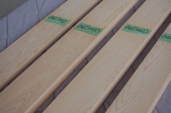米桧 ヒノキ 4本で16100円 大幅値引き 角材 材木 木材 新品_画像1