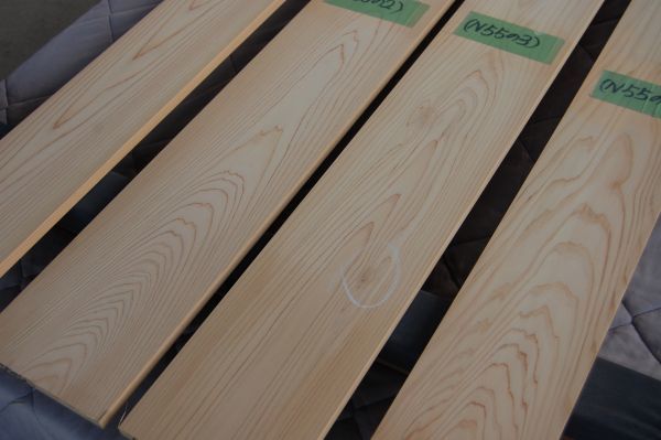 木曽桧（植林材） ヒノキ 4本で8900円 角材 材木 木材 新品