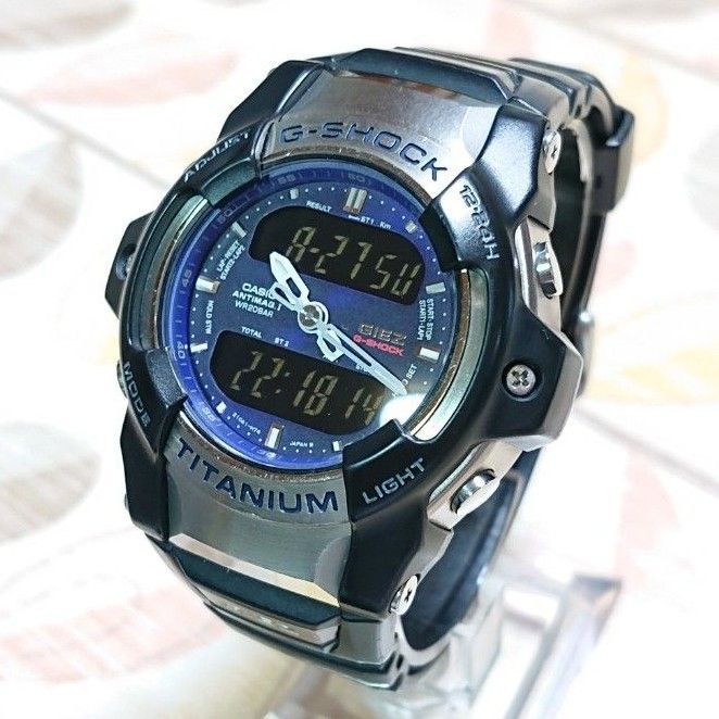 美品【CASIO/GIEZ G-SHOCK】デジアナ メンズ腕時計 TITANIUM GS-300