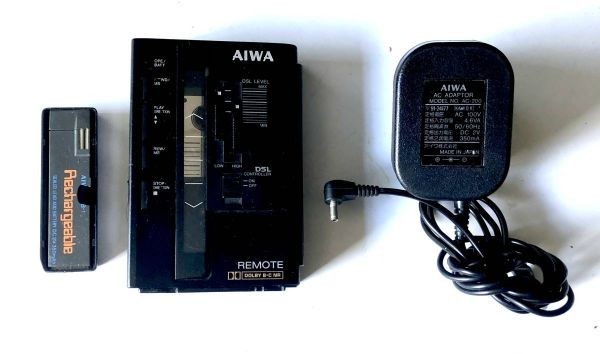 日本初の AIWA アイワ HS-PX10 REMOTE カセットプレーヤー 電池及び