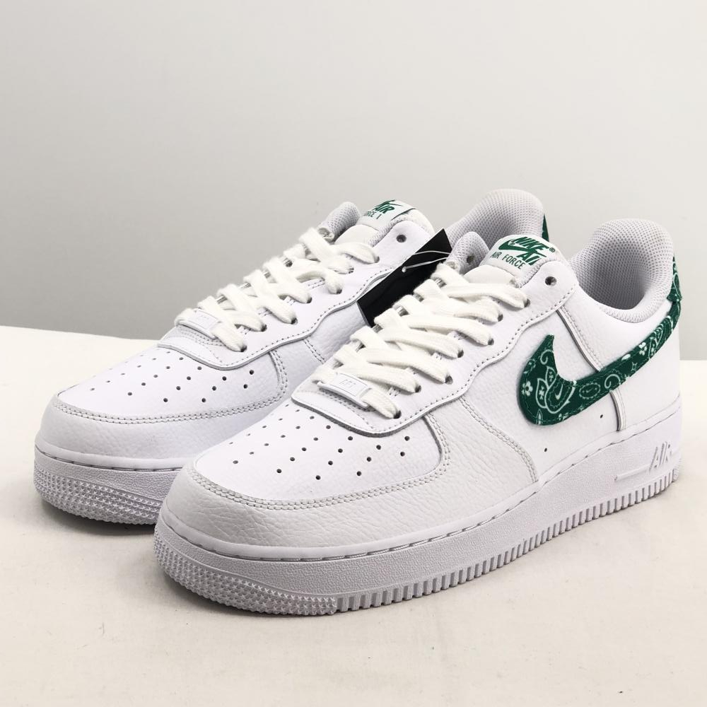 【中古】NIKE WMNS AIR FORCE 1 '07 ESSENTIALS Green Paisley サイズ28.0cm DH4406-102 ナイキ[240017576382]_画像1