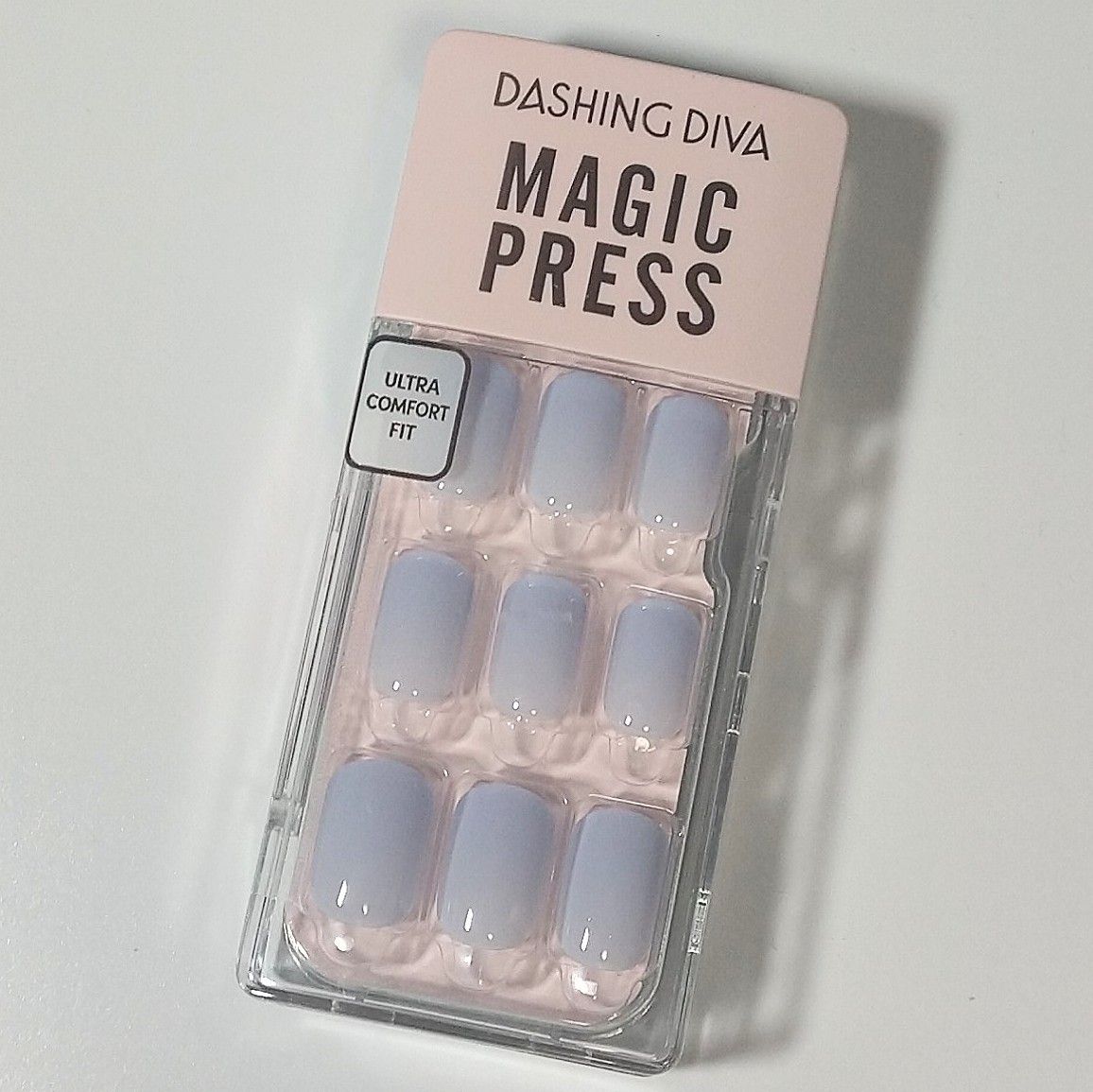 日本未発売品    Dashing Diva ダッシングディバ マジックプレス ネイルチップ 付け爪 1秒ジェルネイル