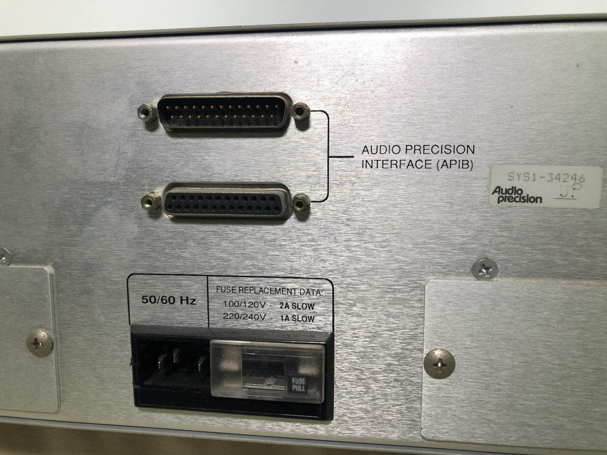 《送料無料》Audio precision (オーディオプレシジョン)◆System One【SYS-22A】◯通電確認済み　現状品　オーディオアナライザ_画像6