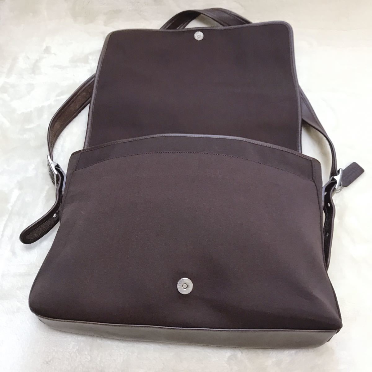  beautiful goods COACHmesenja- shoulder bag dark brown canvas Coach Cross body diagonal ..