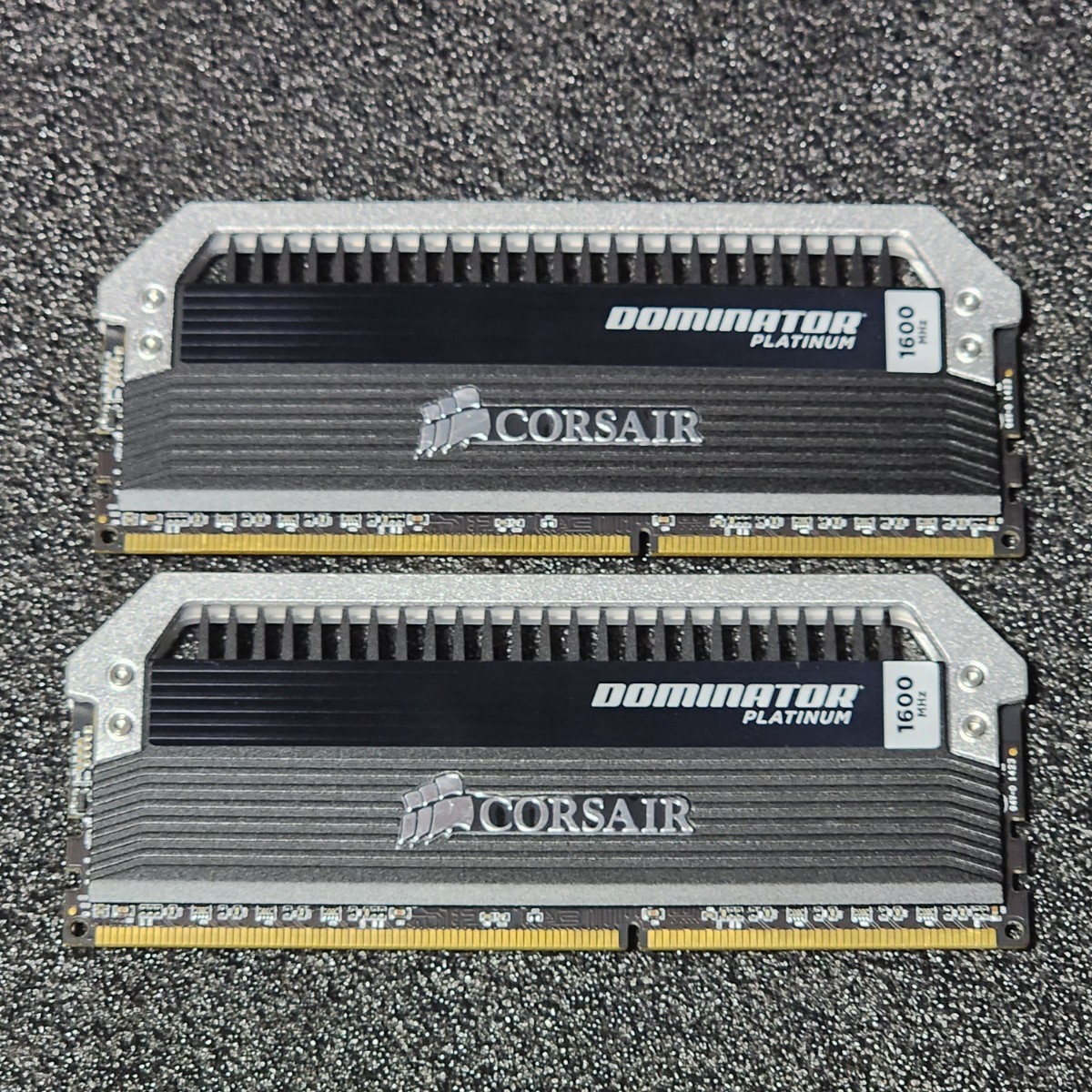 CORSAIR DOMINATOR PLATINUM DDR3-1600MHz 16GB (8GB×2枚キット) CMD16GX3M2A1600C9  動作確認済み デスクトップ用 PCメモリ