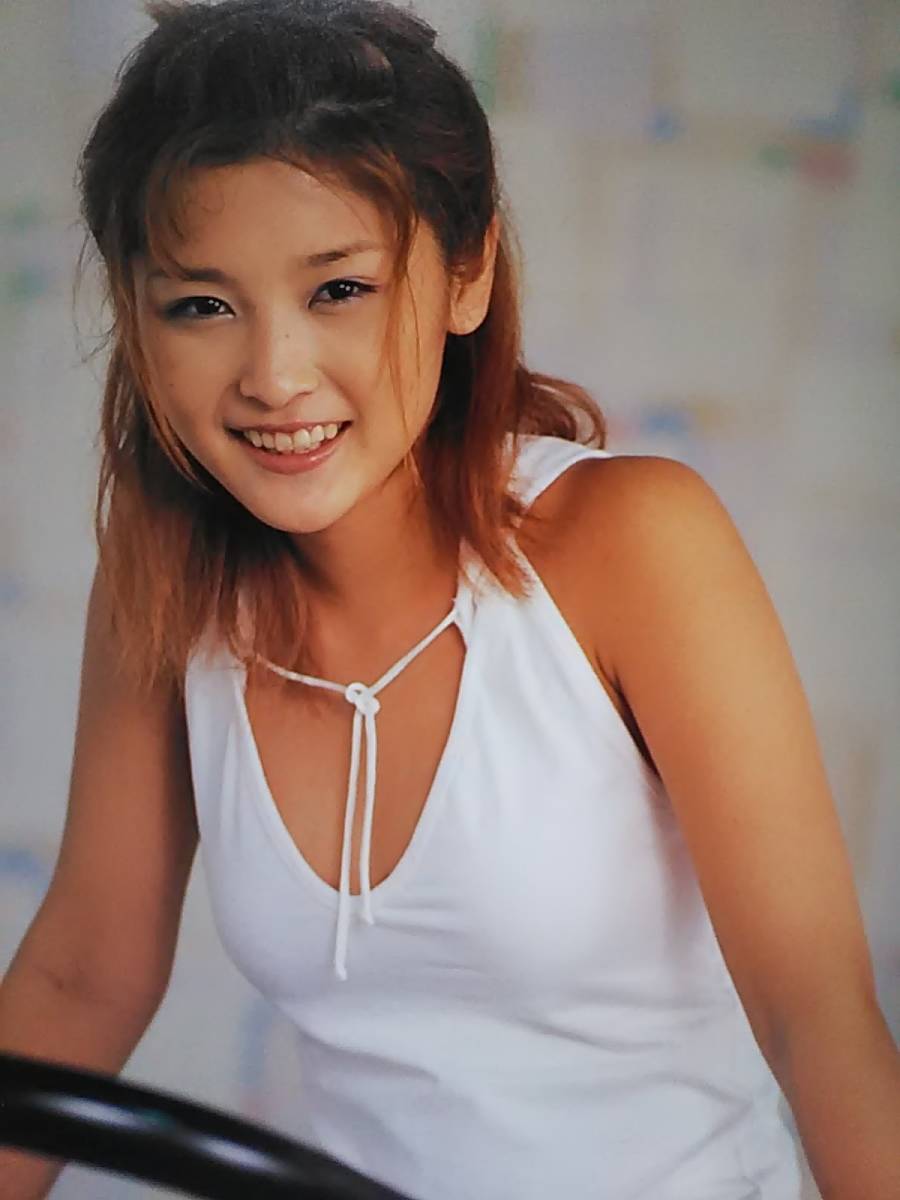 (=^ェ^=) 石川梨華写真集 Rika Ishikawa 2001年 竹書房 透明カバー付き モーニング娘。 浴衣姿 ☆1点限り☆の画像3