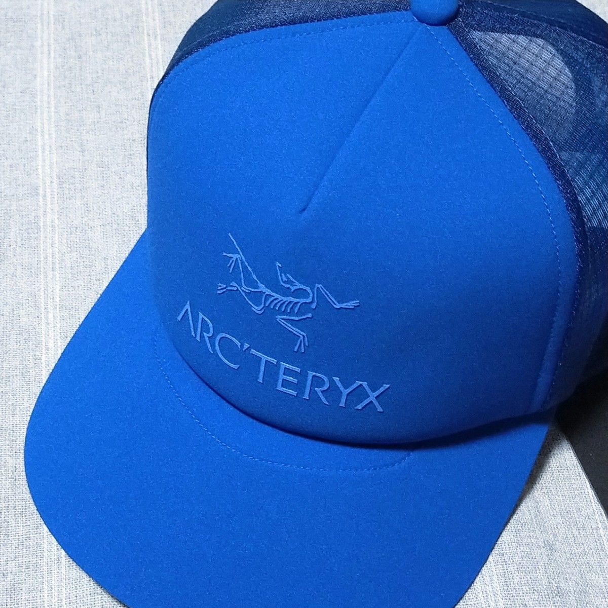 アークテリクス メッシュキャップ ブルー 青色 Logo Trucker Flat 帽子 ストレート フラット ランニング