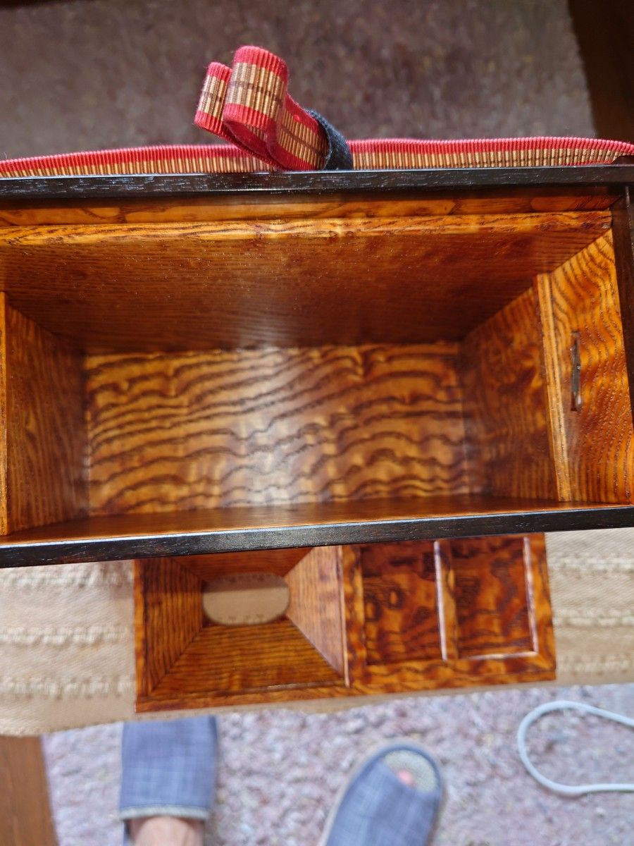 希少 箱幸作 銘木タモ杢 水箱 道具箱 7寸 タナゴ 小鮒 未使用 希少 箱幸作 銘木タモ杢 水箱 道具箱 7寸 タナゴ 小鮒 未使用