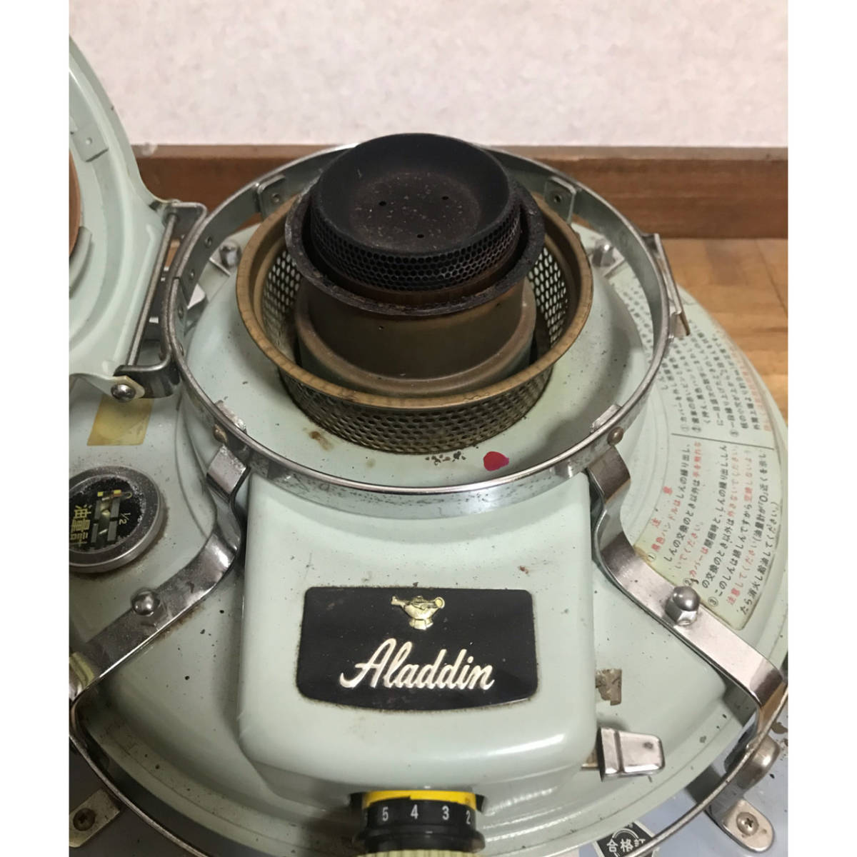 5100円 □0725-2 BF3902 石油ストーブ アンティーク 昭和レトロ 5100円 □0725-2 BF3902 石油ストーブ アンティーク 昭和レトロ