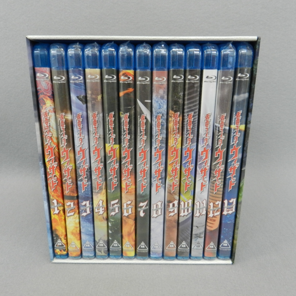 国内在庫】 7A14☆Blu-ray 仮面ライダーウィザード 全13巻 未開封多☆A
