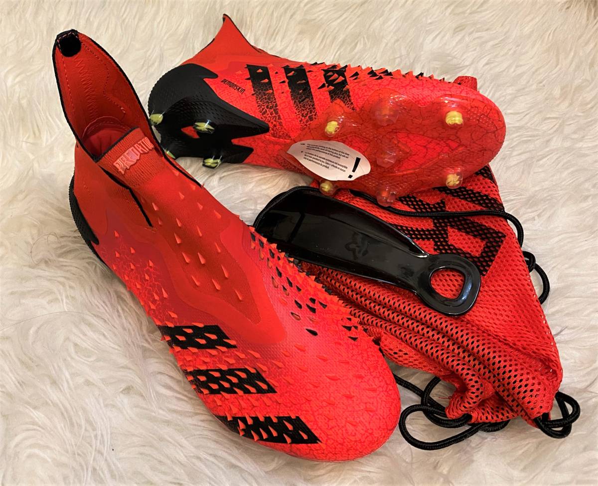 激安即決/紐なしプレミアムモデル》adidas プレデター フリーク +FG26